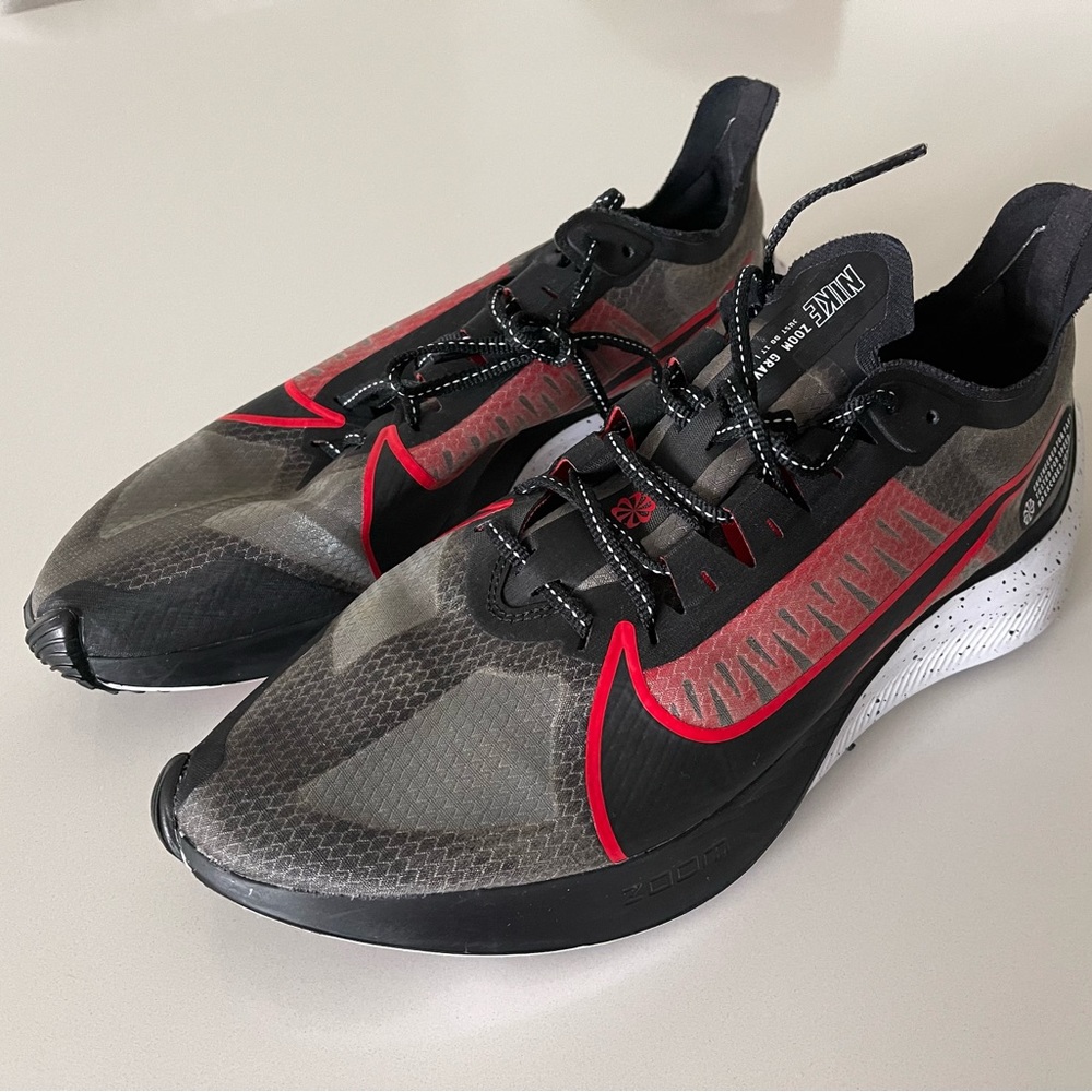 SOLD Nike Zoom Gravity Running Shoes.Size 10.5US. Black. Red. Like New